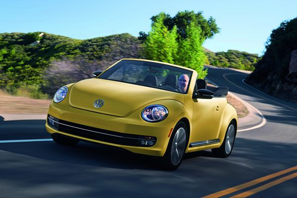 La nouvelle Volkswagen Coccinelle Cabriolet commercialisée à partir de 20 890 euros