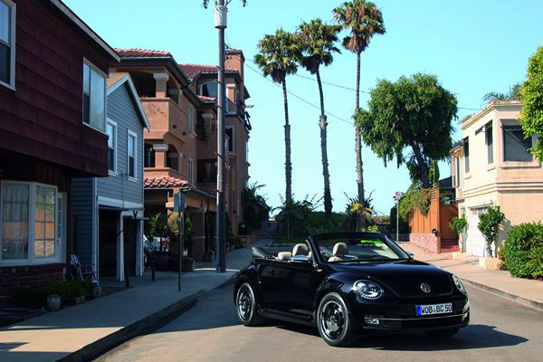 La nouvelle Volkswagen Coccinelle Cabriolet commercialisée à partir de 20 890 euros