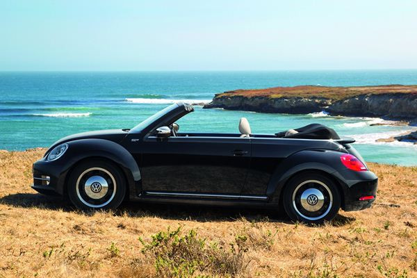 La nouvelle Volkswagen Coccinelle Cabriolet commercialisée à partir de 20 890 euros