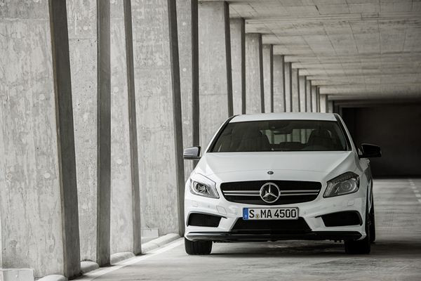 La Mercedes Classe A en mode AMG avec un moteur turbo de 360 ch