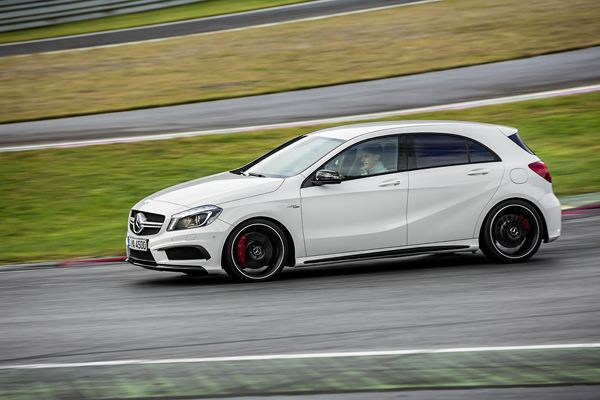 La Mercedes Classe A en mode AMG avec un moteur turbo de 360 ch