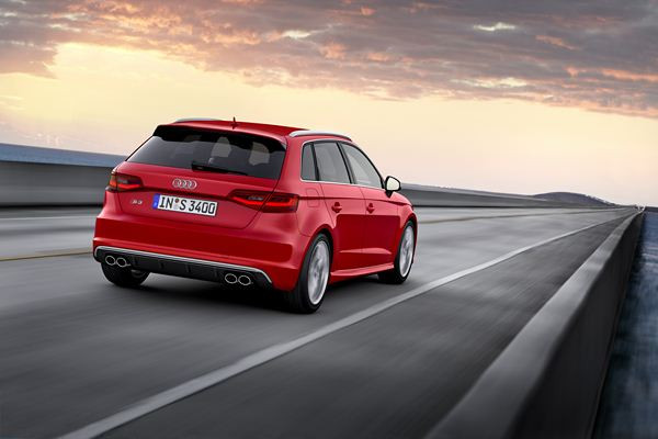 Une nouvelle Audi S3 Sportback de 300 ch avec un couple de 380 Nm