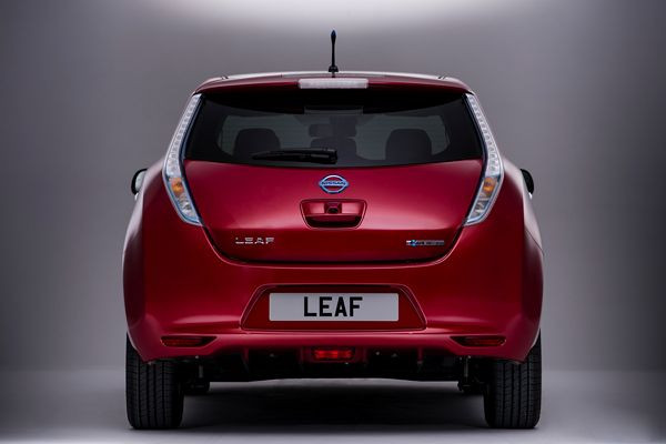 La Nissan Leaf électrique s’offre plus de 100 modifications fondées sur l'expérience client