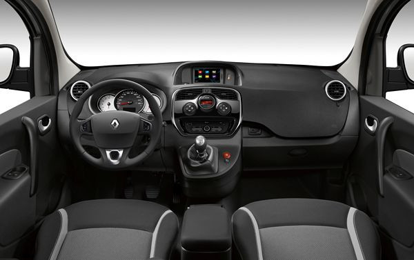 Le Renault Kangoo adopte la nouvelle identité de la marque avec une face avant inédite