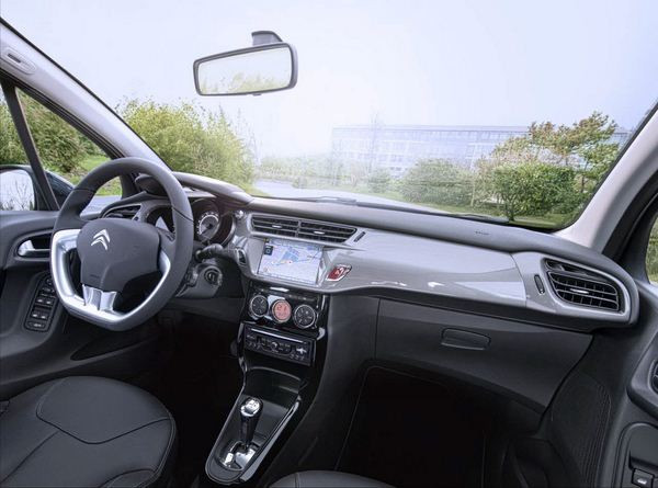 La Citroën C3 restylée commercialisée à partir de 12 950 euros