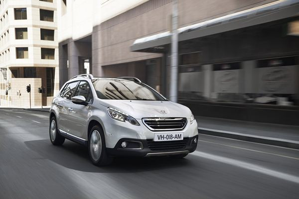 Le nouveau crossover urbain Peugeot 2008 commercialisé à partir de 15 200 euros