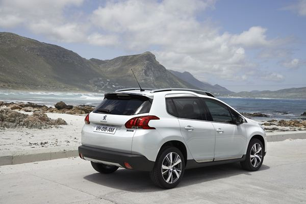 Le nouveau crossover urbain Peugeot 2008 commercialisé à partir de 15 200 euros