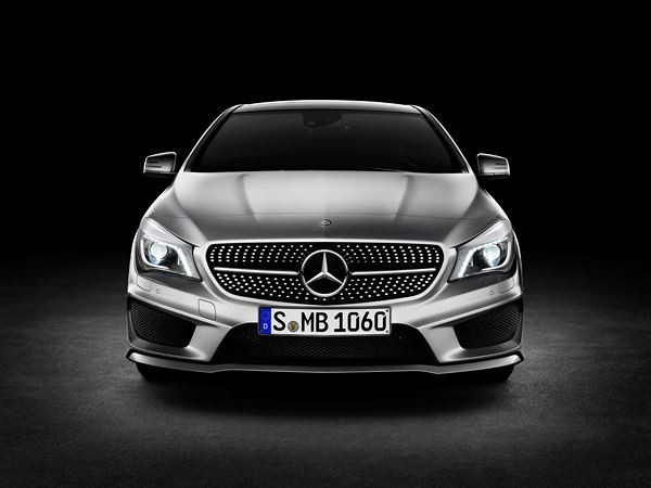 Un nouveau coupé quatre portes Mercedes Classe CLA sur les traces du CLS