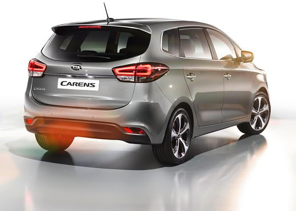 Le nouveau monospace compact Kia Carens commercialisé à partir de 21 600 euros