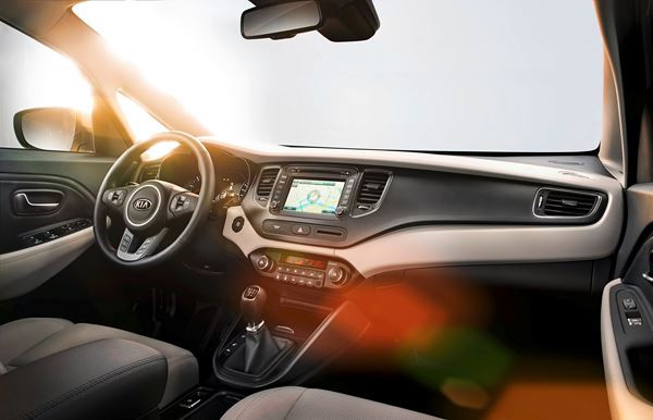 Le nouveau monospace compact Kia Carens commercialisé à partir de 21 600 euros