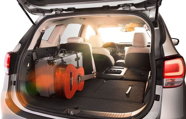 Le nouveau monospace compact Kia Carens commercialisé à partir de 21 600 euros