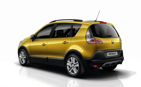 Le Renault Scénic Xmod en mode crossover à partir de 25 450 euros