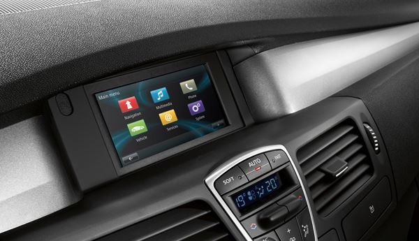 La Renault Laguna s’offre un nouveau restyling