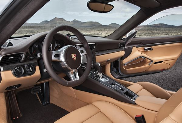 La nouvelle Porsche 911 Turbo S en approche