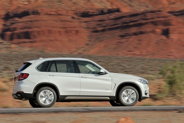 La troisième génération de la BMW X5 affiche un design tout en puissance