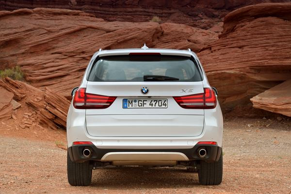 La troisième génération de la BMW X5 affiche un design tout en puissance