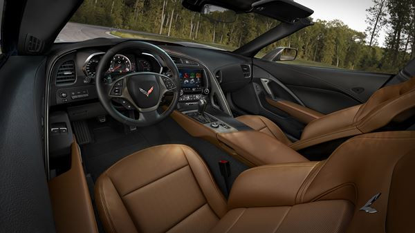 La nouvelle Chevrolet Corvette Stingray reçoit une riche dotation