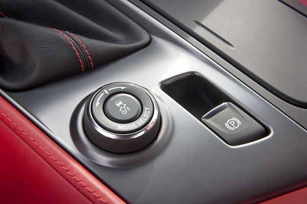 La nouvelle Chevrolet Corvette Stingray reçoit une riche dotation