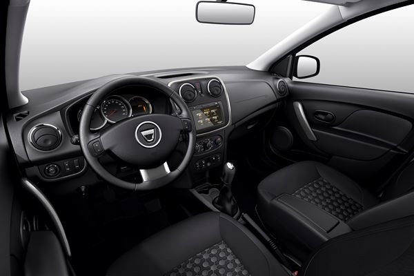 Le nouveau maxi break à mini prix Dacia proposé à partir de 8 990 euros