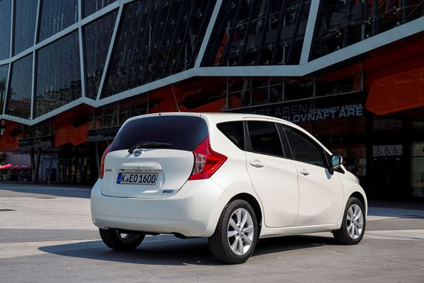 Le Nissan Note propose des fonctionnalités de monospace au prix d'une citadine