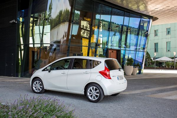 Le Nissan Note propose des fonctionnalités de monospace au prix d'une citadine