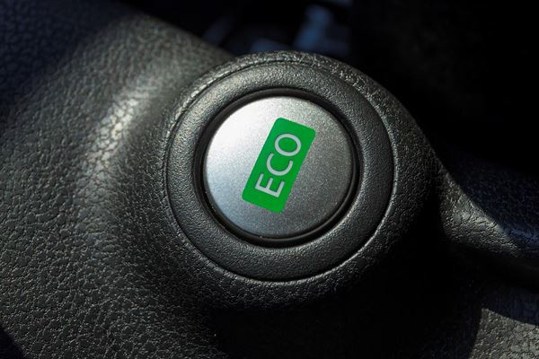 Le Nissan Note propose des fonctionnalités de monospace au prix d'une citadine