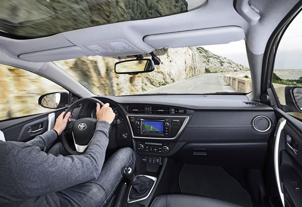 Une élégante variante break de la Toyota Auris disponible en motorisation hybride