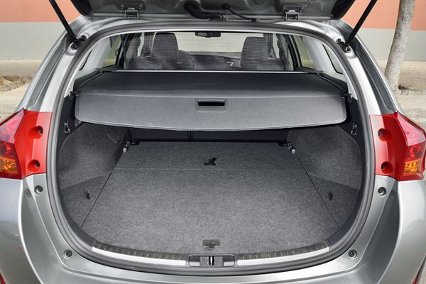 Une élégante variante break de la Toyota Auris disponible en motorisation hybride