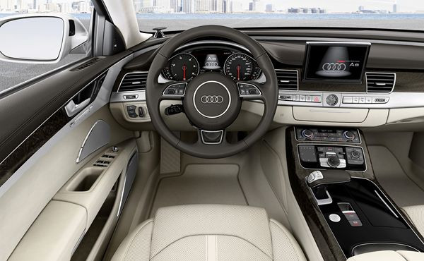 La limousine Audi A8 s’offre un restylage de grande envergure