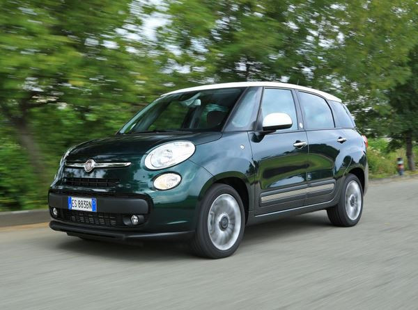 La Fiat 500L Living rallongée pour offrir une configuration 5 plus 2 places