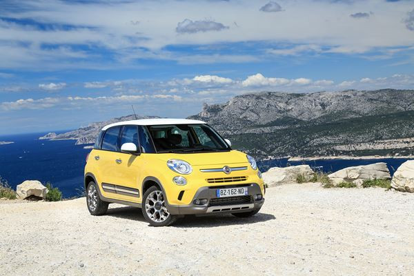 La Fiat 500L passe en mode Trekking