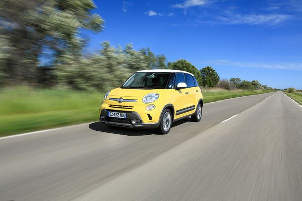 La Fiat 500L passe en mode Trekking
