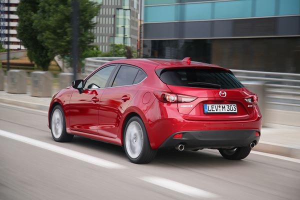 Mazda 3 : une berline compacte haut de gamme à partir de 22 600 Euros