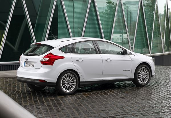 La Ford Focus se met à l'électrique