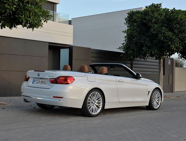 La nouvelle BMW Série 4 se découvre en mode cabriolet