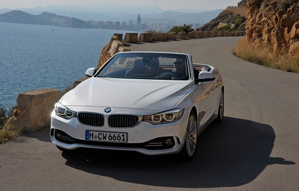 La nouvelle BMW Série 4 se découvre en mode cabriolet