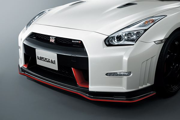 La supercar hautes performances Nissan GT-R Nismo dispose de 600 ch