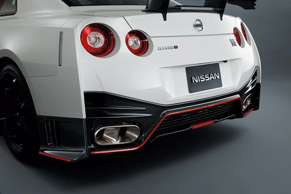 La supercar hautes performances Nissan GT-R Nismo dispose de 600 ch