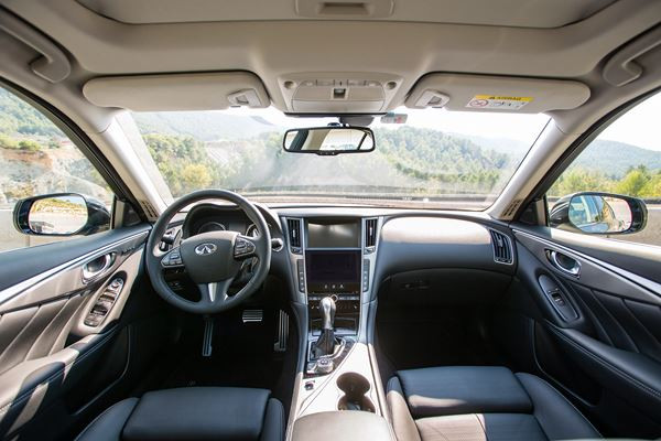 La nouvelle Q50 incarne la nouvelle direction des véhicules de la marque Infiniti