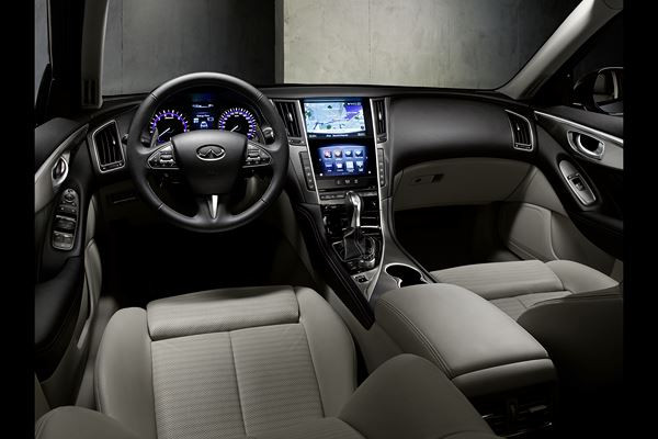 La nouvelle Q50 incarne la nouvelle direction des véhicules de la marque Infiniti