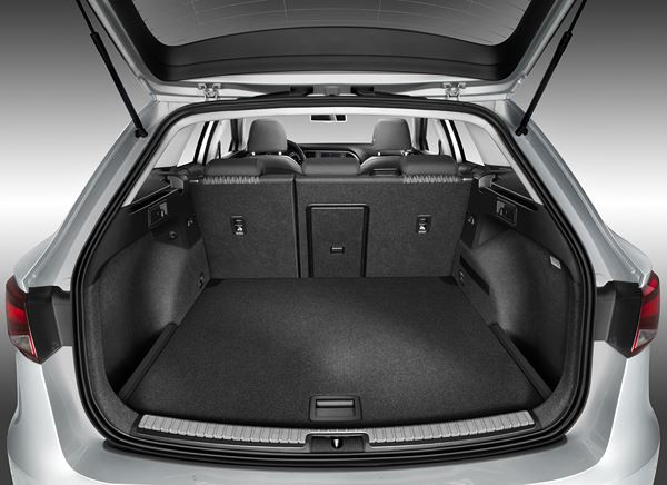 La nouvelle Seat Leon ST joue la carte de la fonctionnalité sous des lignes acérées