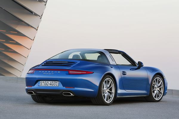 La nouvelle Porsche 911 Targa reçoit un nouveau toit Targa automatique