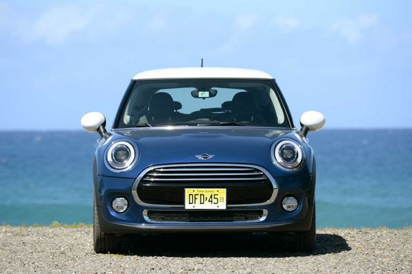 La nouvelle petite voiture premium Mini commercialisée à partir de 17 150 euros
