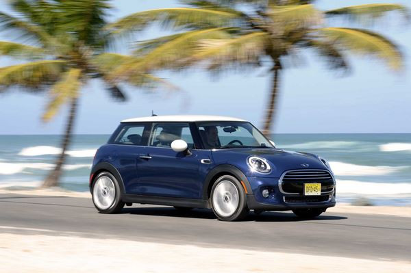 La nouvelle petite voiture premium Mini commercialisée à partir de 17 150 euros