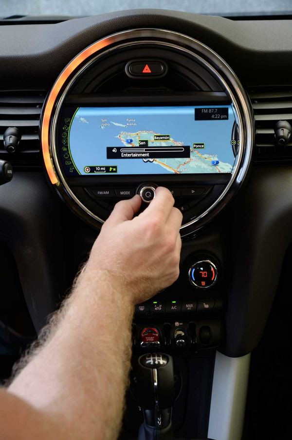 La nouvelle petite voiture premium Mini commercialisée à partir de 17 150 euros
