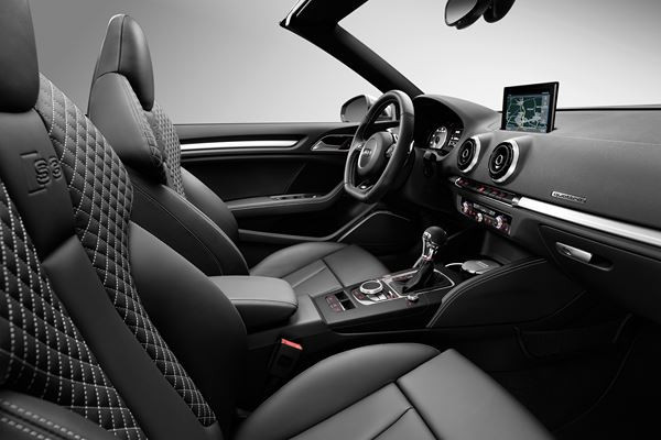 Le cabriolet compact Audi passe au mode S3