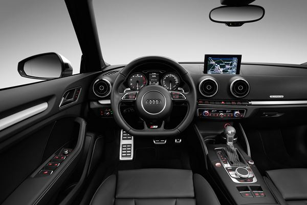 Le cabriolet compact Audi passe au mode S3
