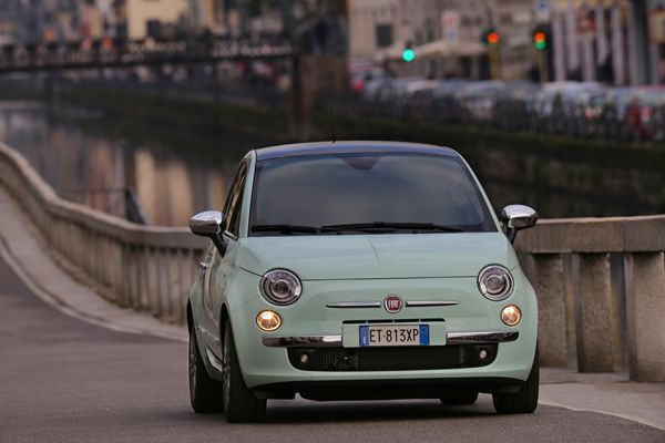 La Fiat 500 présente des nouveautés de style et techniques