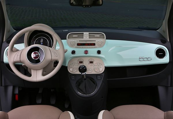 La Fiat 500 présente des nouveautés de style et techniques