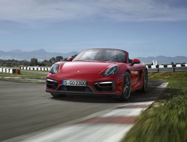 Le Porsche Boxster GTS développe une puissance de 330 ch
